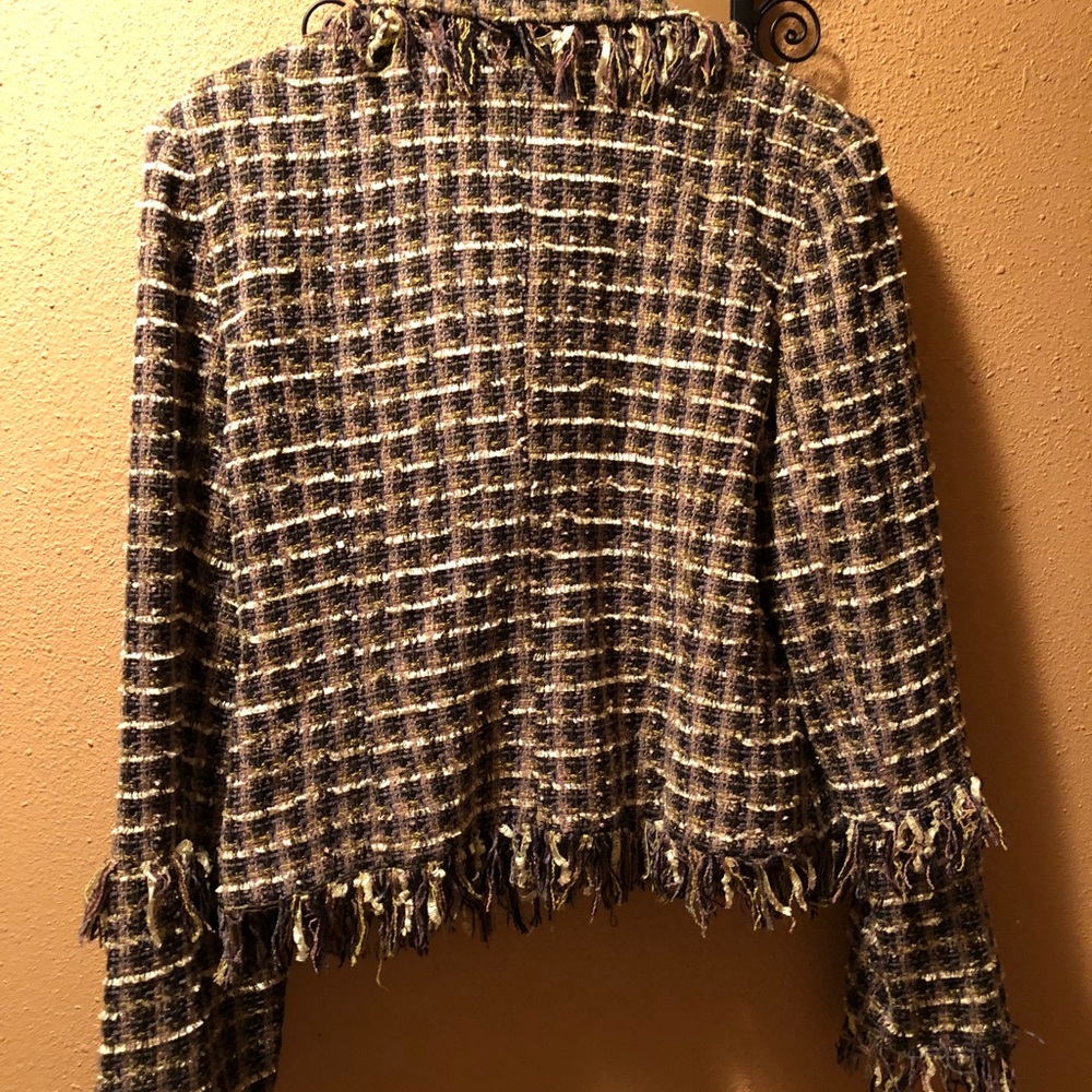 Blazer - Picture 2 of 2